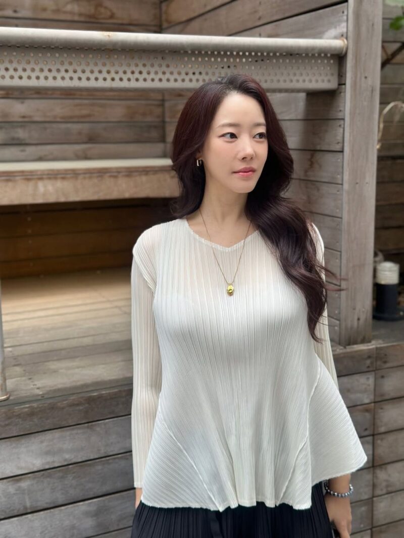 高ユリ、妊娠11週目でも美貌のピーク…変わらぬVライン→頬肉消失