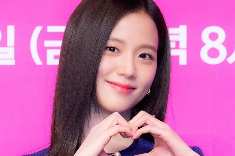 BLACKPINKジス、全身血まみれに…衝撃的な姿が話題