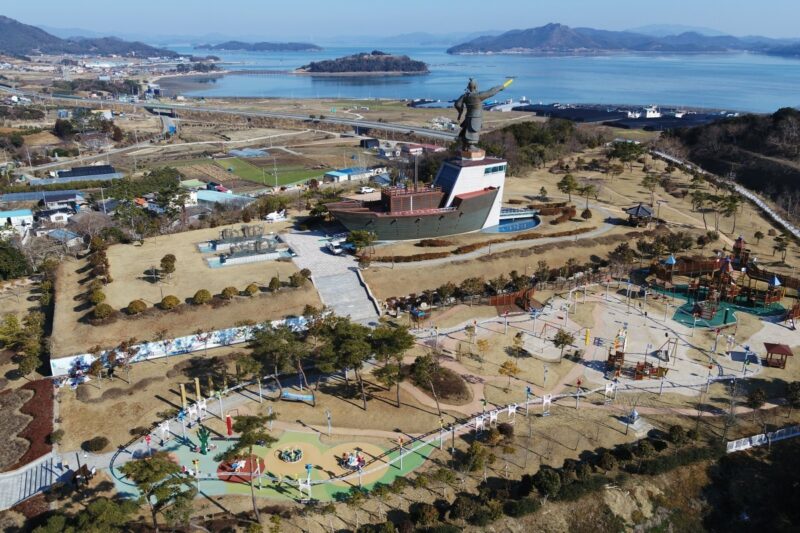 「怒りの韓国人、集合！」世界が注目する“K-ヒーリング”瞑想の聖地とは