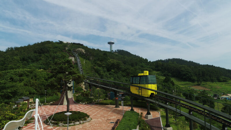 「怒りの韓国人、集合！」世界が注目する“K-ヒーリング”瞑想の聖地とは