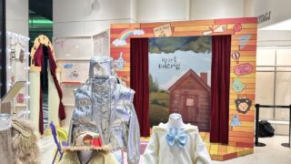 「放課後テリ先生」ザ・ヒュンダイでポップアップ開催　限定グッズや展示が話題に