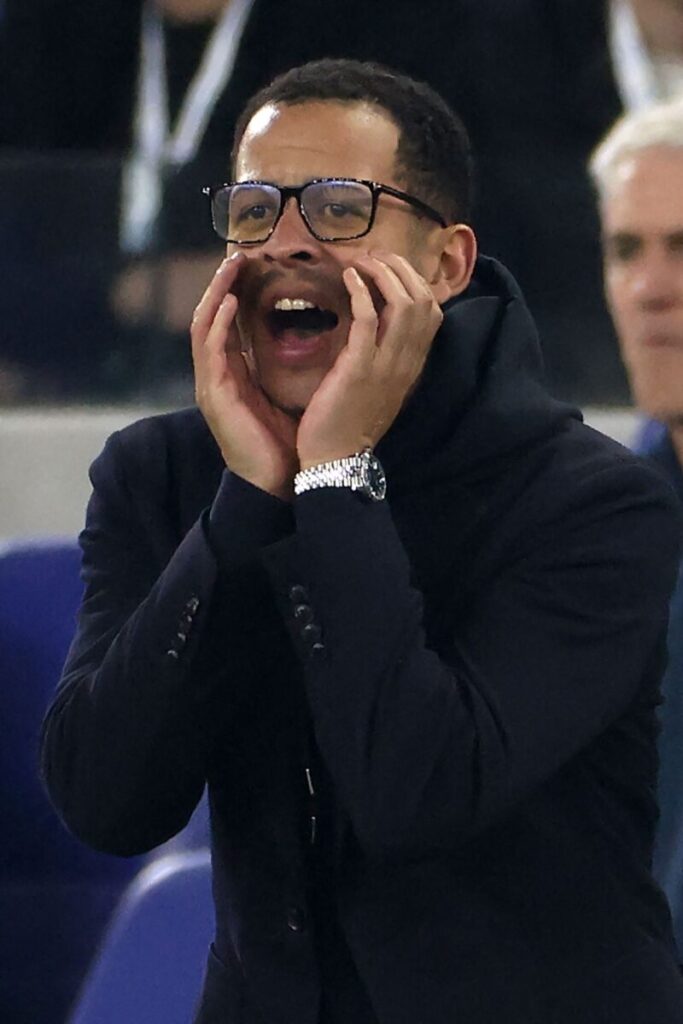 チェルシー、5連敗＆無得点でついに決断　戦術崩壊とロッカールームの不和でロゼニア監督を解任