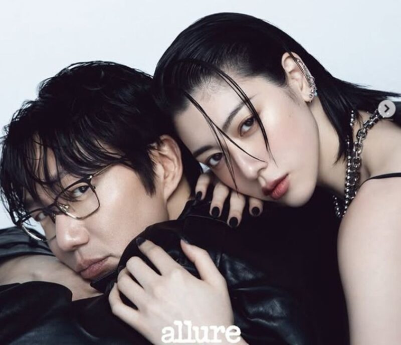 '47歳'ソン・シギョン、10kg減量後…日本の女性モデルと密着グラビア公開