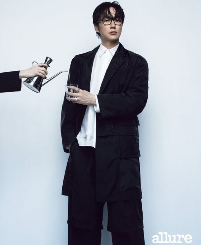 '47歳'ソン・シギョン、10kg減量後…日本の女性モデルと密着グラビア公開