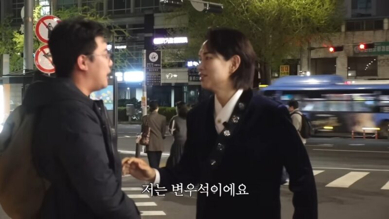 チャン・ソンギュ、チャ・ウヌに続きピョン・ウソクに変身→なりすましまで…「訴訟起こされそう」