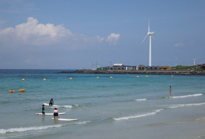 「まるでモルディブ」韓国・済州島の絶景が話題に　信じられないほどの美しさ