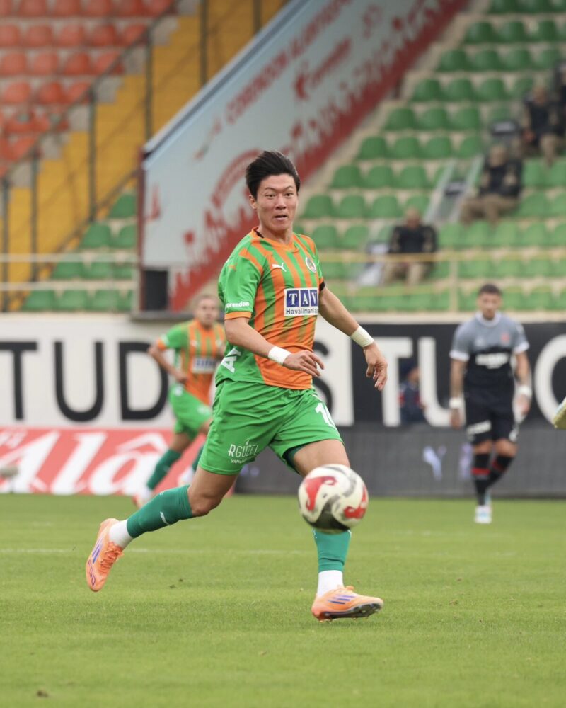 オ・ヒョンギュが1G1Aの躍動！ベシクタシュをカップ戦4強へ導く　ファン・ウィジョとの「コリアン・ダービー」も完勝