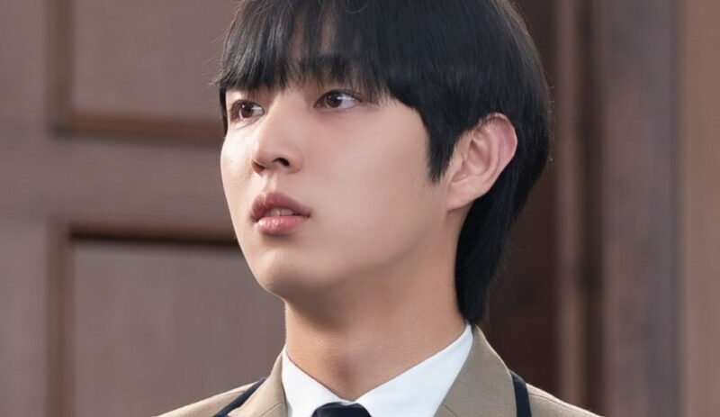 「中央大合格」キム・ヒエの息子、ついに男らしく…すらりとした身長→はっきりした目鼻立ちを披露