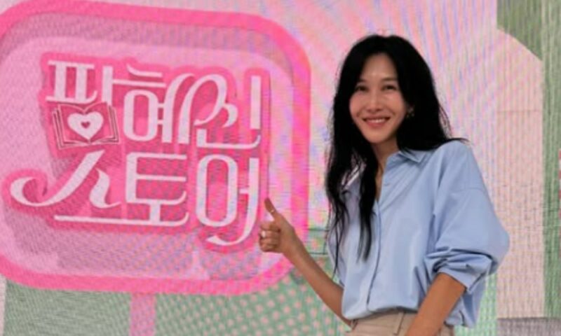 オム・テウン♥ユン・ヘジン、娘との外出中にトラブル…性犯罪騒動の作家の本を発見