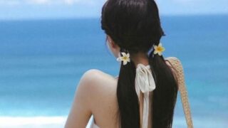 バリ島で激写された有名女優、変わり果てた姿に誰か分からないほど