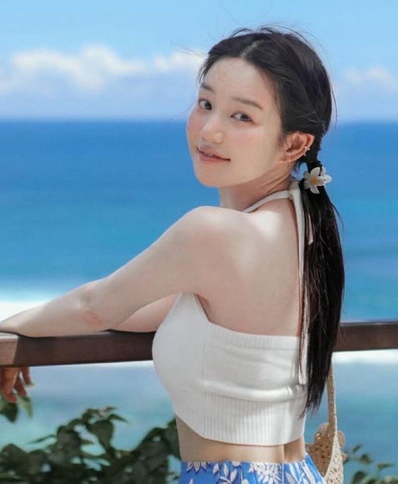 バリ島で激写された有名女優、変わり果てた姿に誰か分からないほど