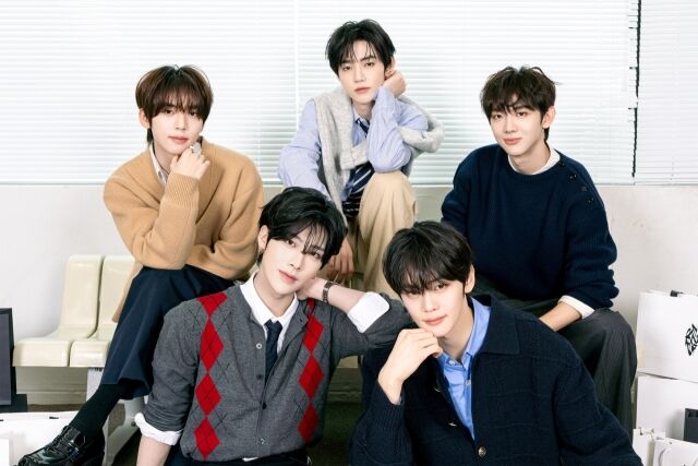 アンダブル、ミニ1集『シーケンス01：キュリオシティ』で歌謡界への挑戦状…「好奇心」で幕を開ける旅の序章