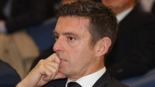 伊サッカー審判委員長、八百長疑惑で捜査開始　自ら職務停止へ「潔白を証明し戻る」