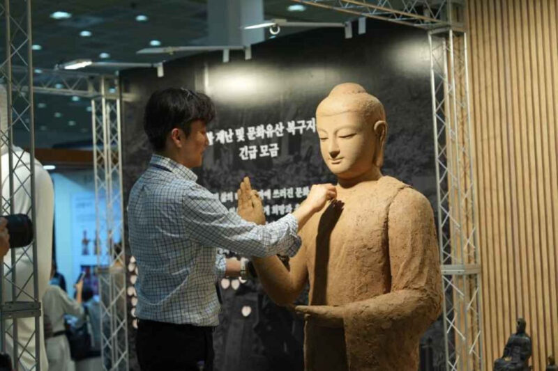 「木魚の音がこんなに心地いいなんて」若者たちが熱狂する韓国の仏教フェス