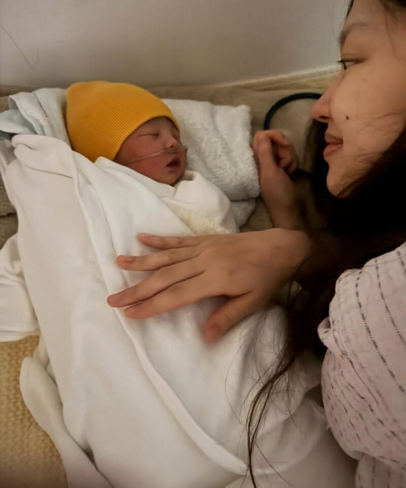 チェ・ユファ、電撃結婚報告に続き異例の「自然主義出産」で男児誕生