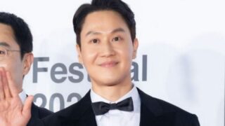チョンウ、キム・ユミと結婚10年で…嬉しいニュースを報告