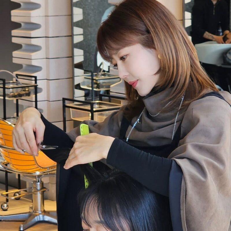 イ・ジヒョン、美容室を開業したが…衝撃的な極度のダメージ毛に「総体的大混乱」