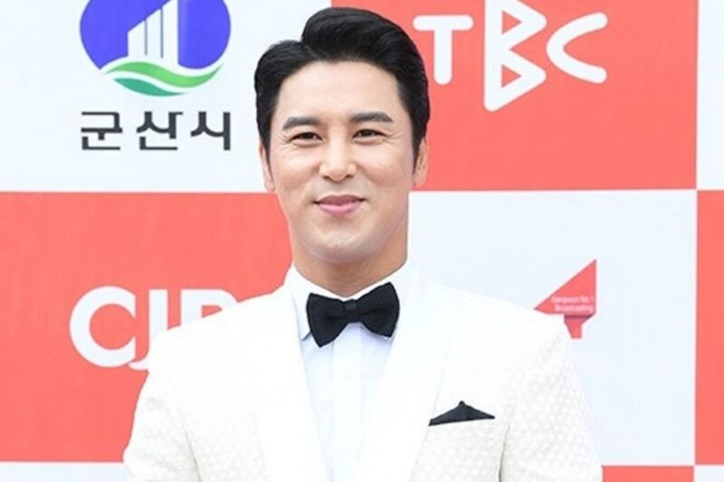 チャン・ミンホ、ついに号泣…ファンも涙の海に