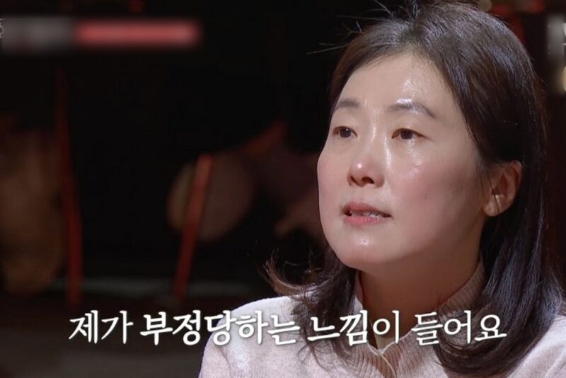 歌手キム・デソン、42年ぶりに実母発見も「連絡しないで」…涙の事情を告白（『イ・ホソン相談所』）