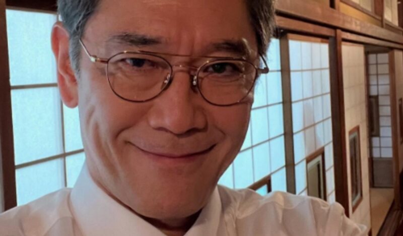 60歳の人気俳優、34年の結婚生活に終止符→30歳年下女性との同棲発覚…電撃熱愛説