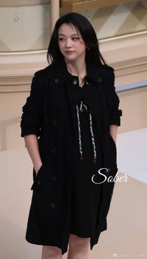 キム・テヨン監督＆タン・ウェイに第2子妊娠説？ふっくらお腹が話題に