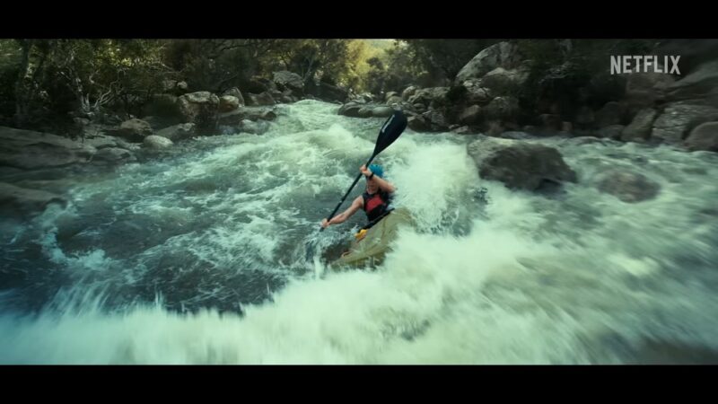 有名女優、撮影中に男優と浴槽で並ぶ「仕方なかった」