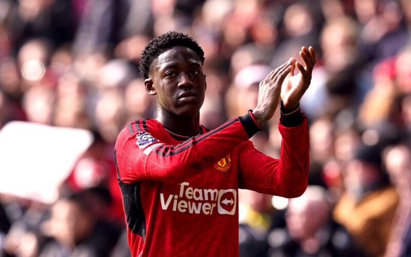 マンU、05年生まれMFと契約延長へ！構想外から中盤の要へ劇的転身