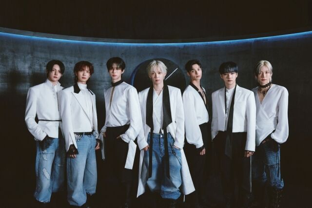 アンパサンドワン、「デニフィション」の活動を終え…初の単独コンサートで熱気を継続