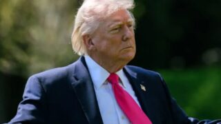 銃撃事件から一転…トランプ氏、ついに「痛恨の一撃」