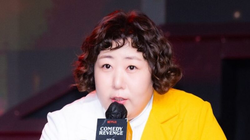 母を亡くしたシンギル、突然泣き崩れ→4キロ痩せた…嗅覚も失った