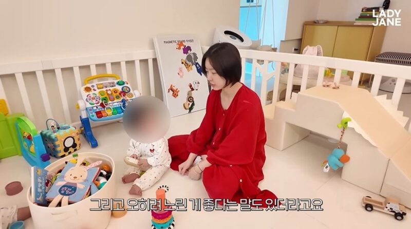イム・ヒョンテ♥レディ・ジェイン、9ヶ月の双子娘の発達遅れを心配「本来ハイハイするはず」