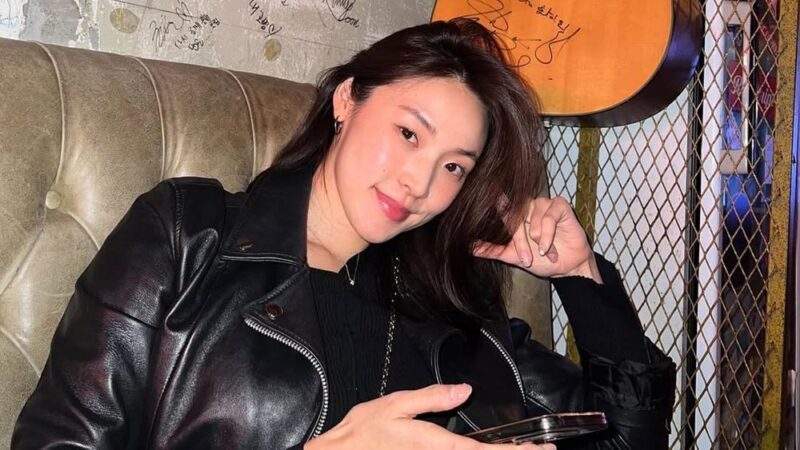 「ソルジ5」チェ・ミナス、ソックリな美貌の母親を公開→8万人のクリエイターの叔母にも再注目
