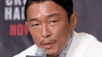 50歳・秋山成勲、一回り下の格闘家後輩にSNSで痛烈批判「日本のオッサンもう応援すんな」