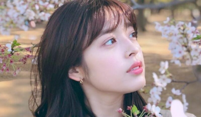 29歳の人気女優、久しぶりの近況報告で電撃結婚「私事ですが…」