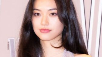 I.O.I、10年ぶりカムバックティーザーで同性キスシーン公開―キム・ドヨン『私のアイデアでした』と告白