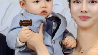 元女優チェ・ヨンチョン、裁判官の夫との間に生まれた子供の1歳の誕生日パーティーを公開