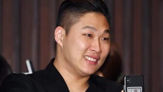 「年収12億」スウィングス、10年前と変わった経済観念…「今見ると気恥ずかしい」