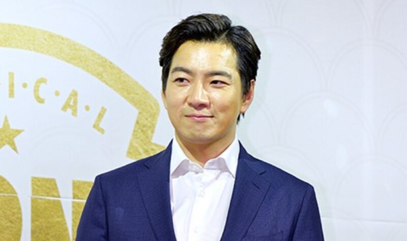 三つ子パパ・ソン・イルグク、11年ぶりスクリーン復帰 「失われた関係」初公開