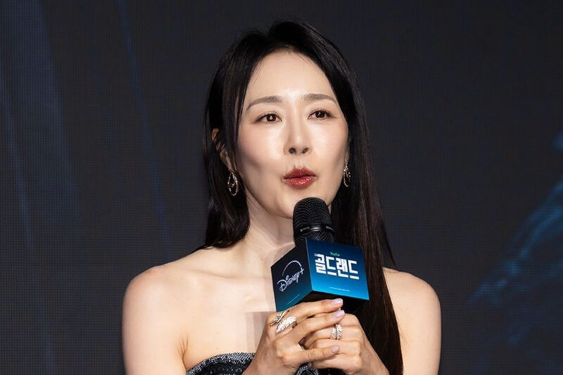 「一般人男性と結婚」ムン・ジョンヒ、突然の「破局」報告に衝撃広がる