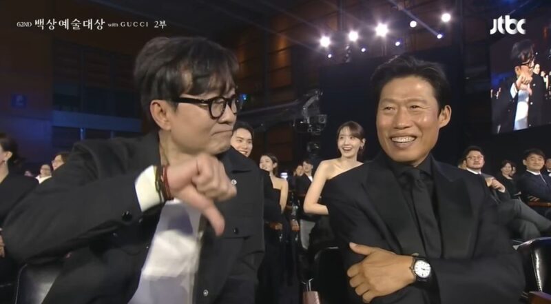 パク・ジフン、『王サナム』のチャン・ハンジュンを捨てユ・ヘジンを選択…複雑な表情が注目