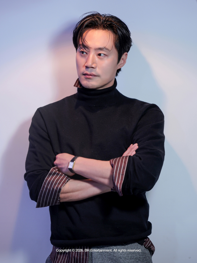 「案山子」パク・ヘス＆イ・ヒジュン、強烈なツーショット公開