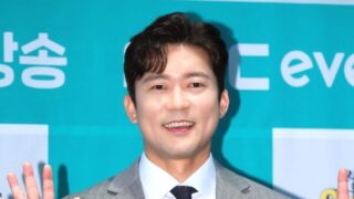「10年ソロ」41歳キム・デホ、年下アナウンサーと恋愛進行→ハートサインまで「ぴったり」（『말자쇼』）