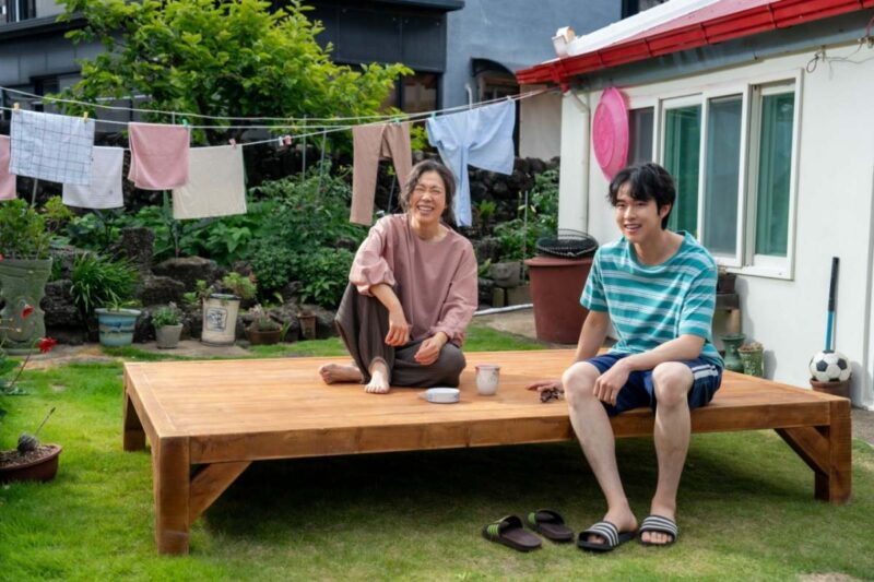 「完成度抜群の傑作」と絶賛の嵐！スタンディングオベーションで観客が涙した韓国映画とは