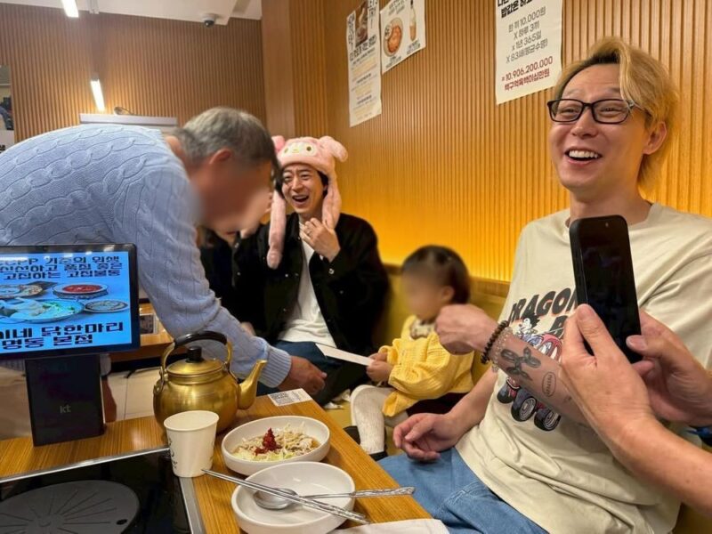 引退撤回のパク・ユチョン、薄毛＆やつれ姿…2歳の甥の育児近況
