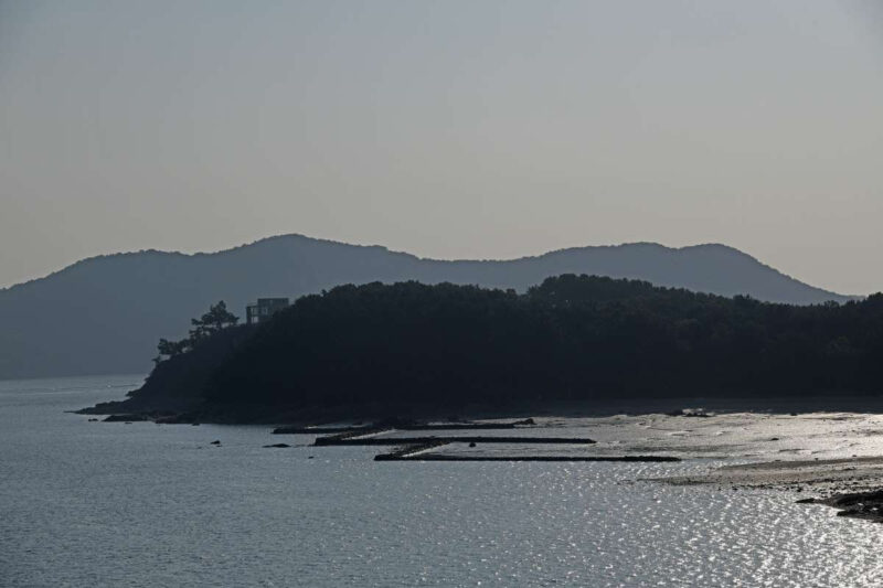 かつて男たちを虜にした「魔性の島」、今や日帰り旅の聖地に