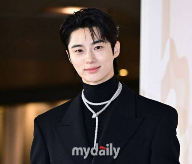 변우석, '대군부인' 논란에 사과 "역사적 맥락 고려 부족, 진심으로 죄송합니다" (전문)