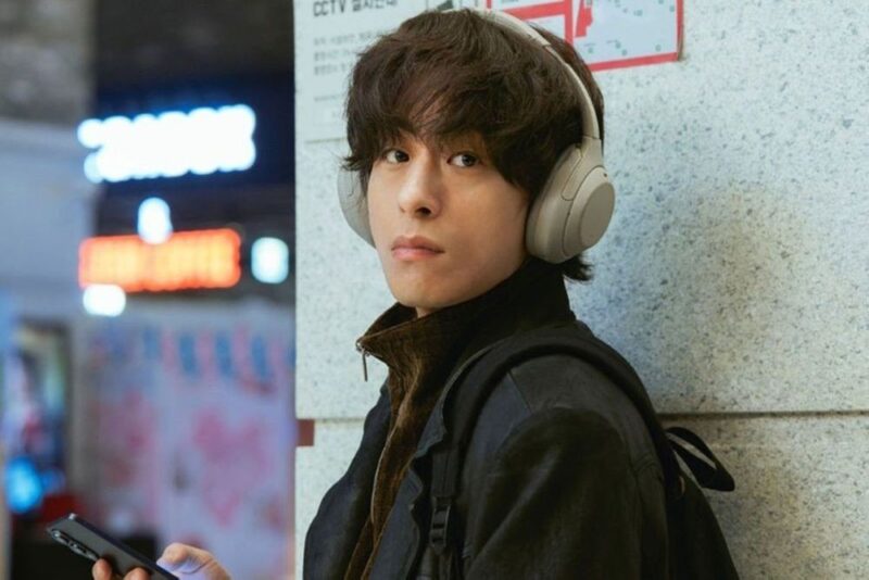 고윤정 카디건 속 파고든 구교환…'모자무싸' 파격 포옹신, "완벽한 위로 vs 모성애 모욕" 갑론을박