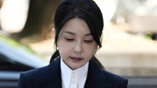 金建希氏、「私はジュリーではなくジェニー」…法廷でついに明かす