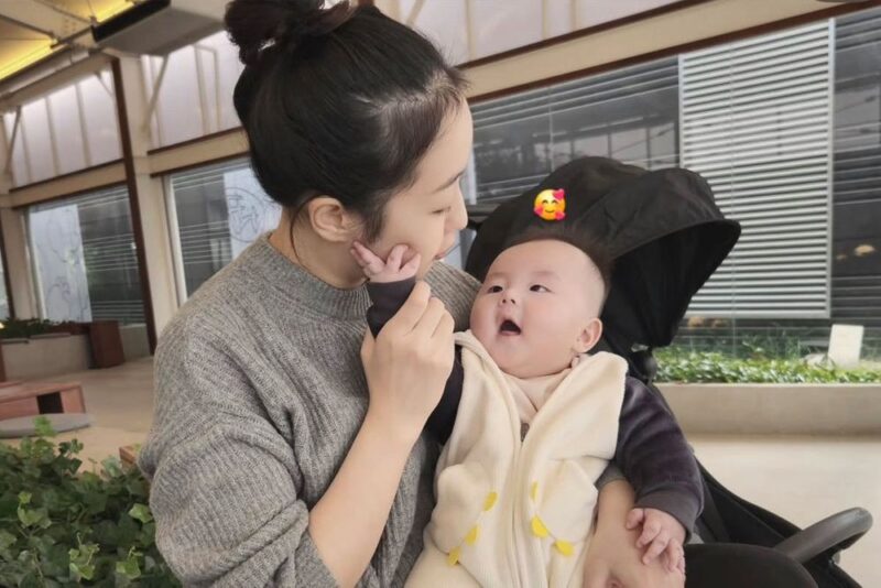 パク・ヨハン♥パク・ボミ、3年前に亡くなった15か月のわが子を追悼「星になった日」
