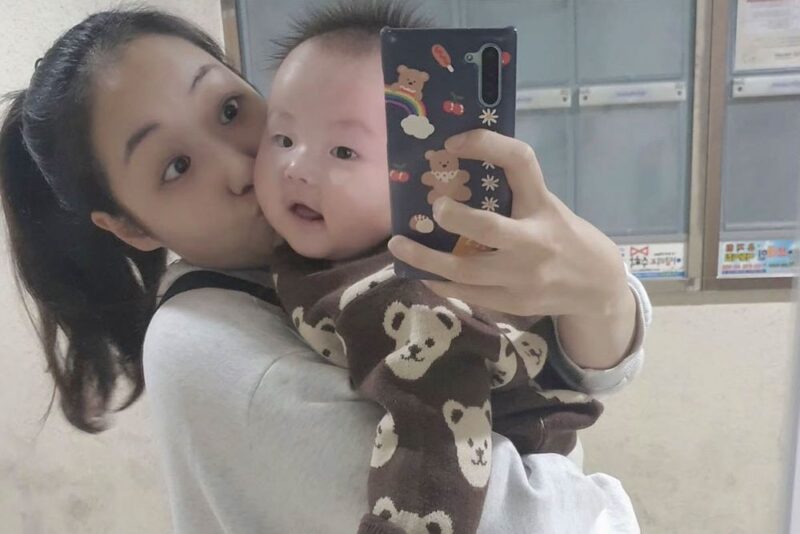 パク・ヨハン♥パク・ボミ、3年前に亡くなった15か月のわが子を追悼「星になった日」